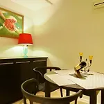 Studio Apartment Modern
